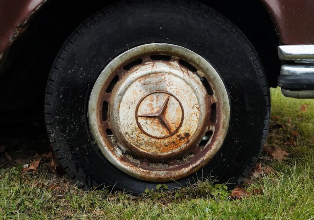 Photo damaged Dodge Ram